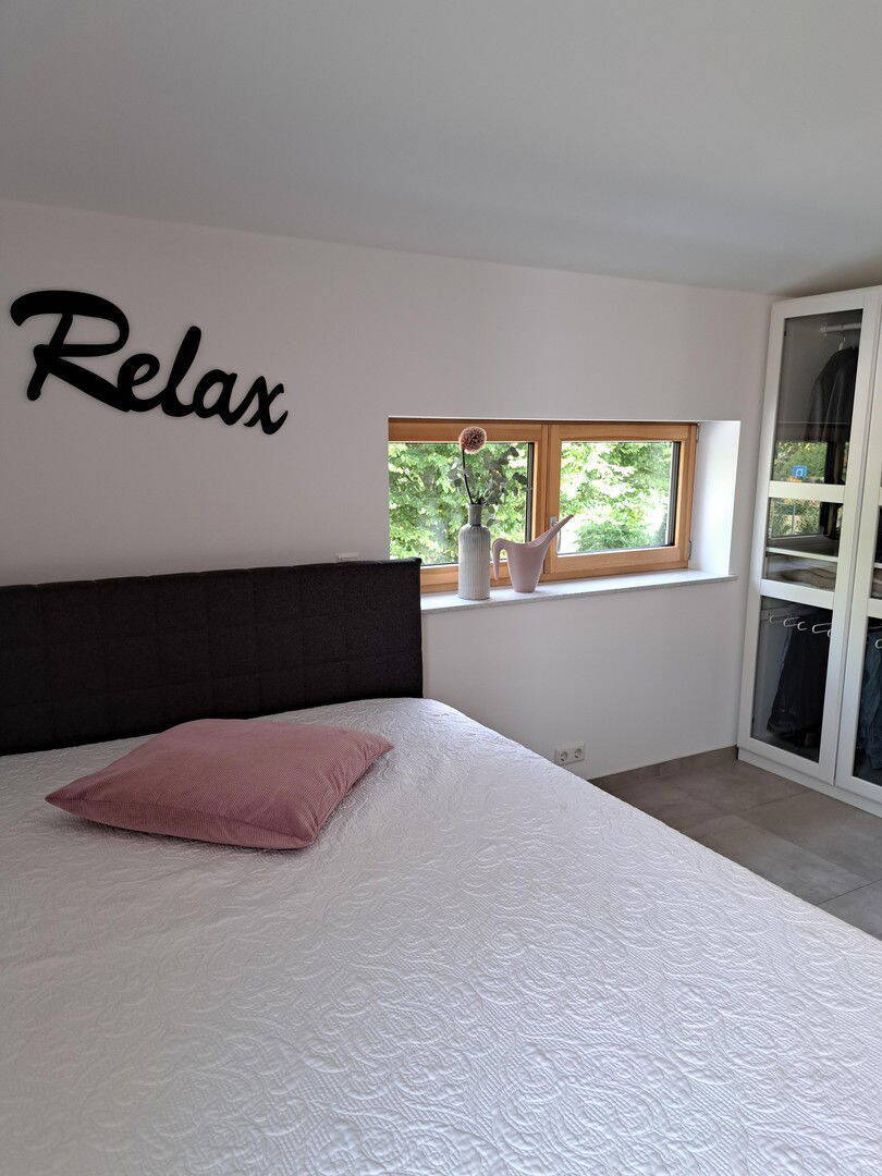 Hochwertige Doppelhaushälfte mit Pool und Sauna in ruhiger Lage von Gärtringen 6 zimmer