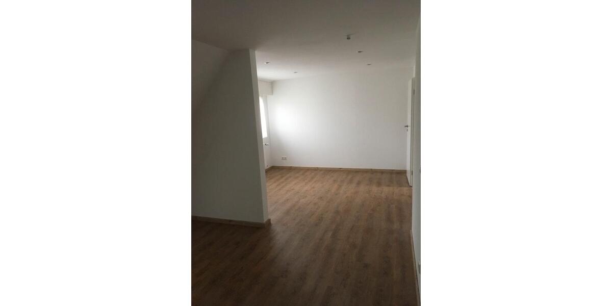 Etagenwohnung Rutesheim - 3.5 Zimmer, 96 m&sup2;, 1.400&euro; | Angebot:26611945