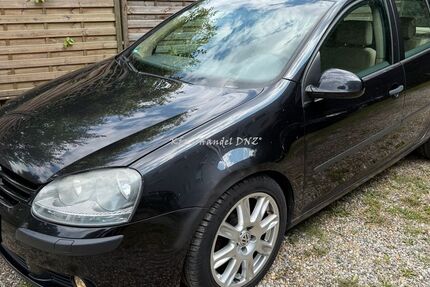 VW Golf 360.000 km 1.990 € Münchingen 70825