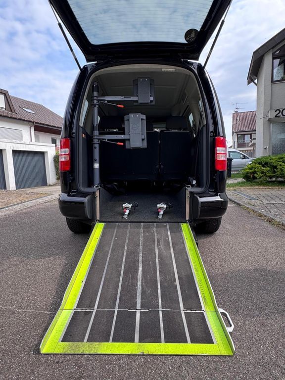 VW Caddy 115.000 km 15.950 € Sachsenheim 74343