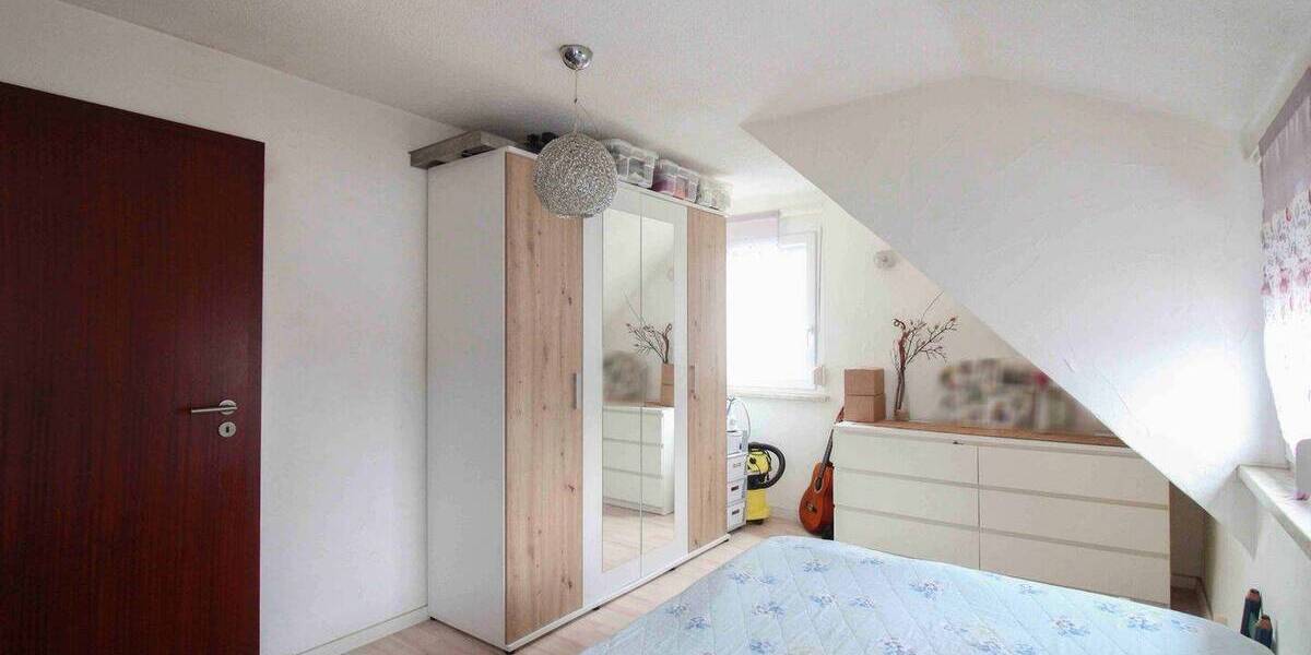 Etagenwohnung Schorndorf - 4 Zimmer, 81 m&sup2;, 265.000&euro; | Angebot:26118001