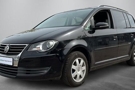 VW Touran 221.000 km 4.990 &euro; Weinstadt 71384