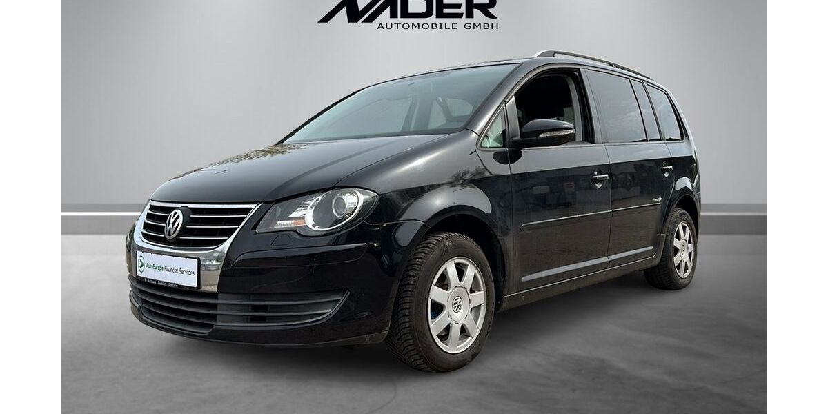 VW Touran 221.000 km 4.990 &euro; Weinstadt 71384