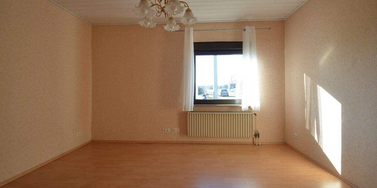 Mehrfamilienhaus, Wohnhaus Rutesheim - 7 Zimmer, 178 m&sup2;, 590.000&euro; | Angebot:25704324