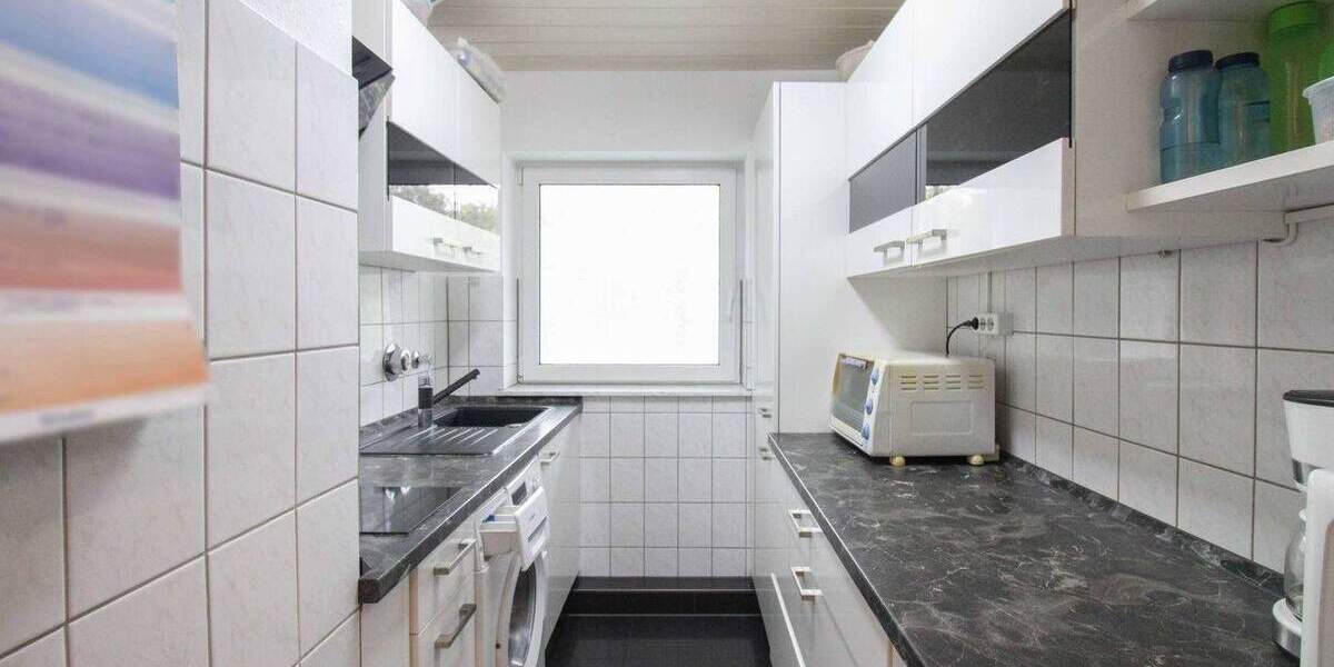 Gepflegte 2-Zimmer-Wohnung mit Südbalkon und Blick ins Grüne in Neckarweihingen 2 zimmer