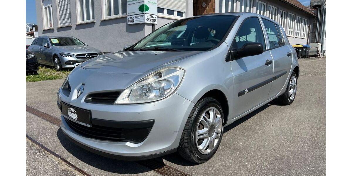 Renault Clio 260.000 km 1.990 &euro; Deizisau bei Stuttgart 73779