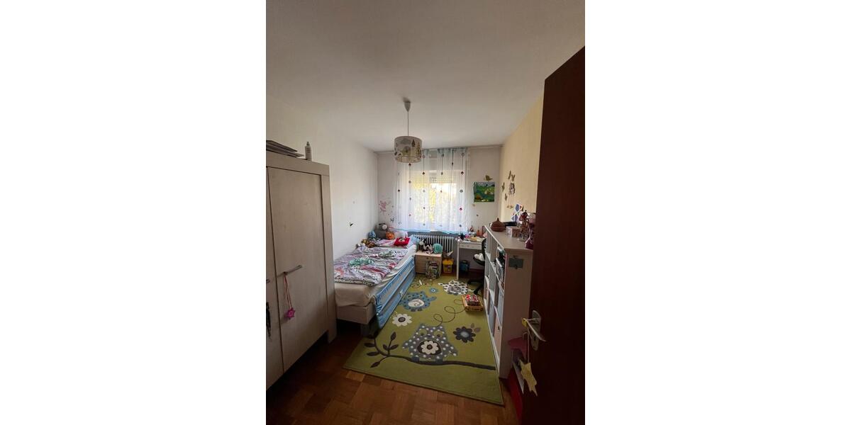 Reihenhaus Ludwigsburg Oßweil - 5 Zimmer, 125 m&sup2;, 610.000&euro; | Angebot:24707967