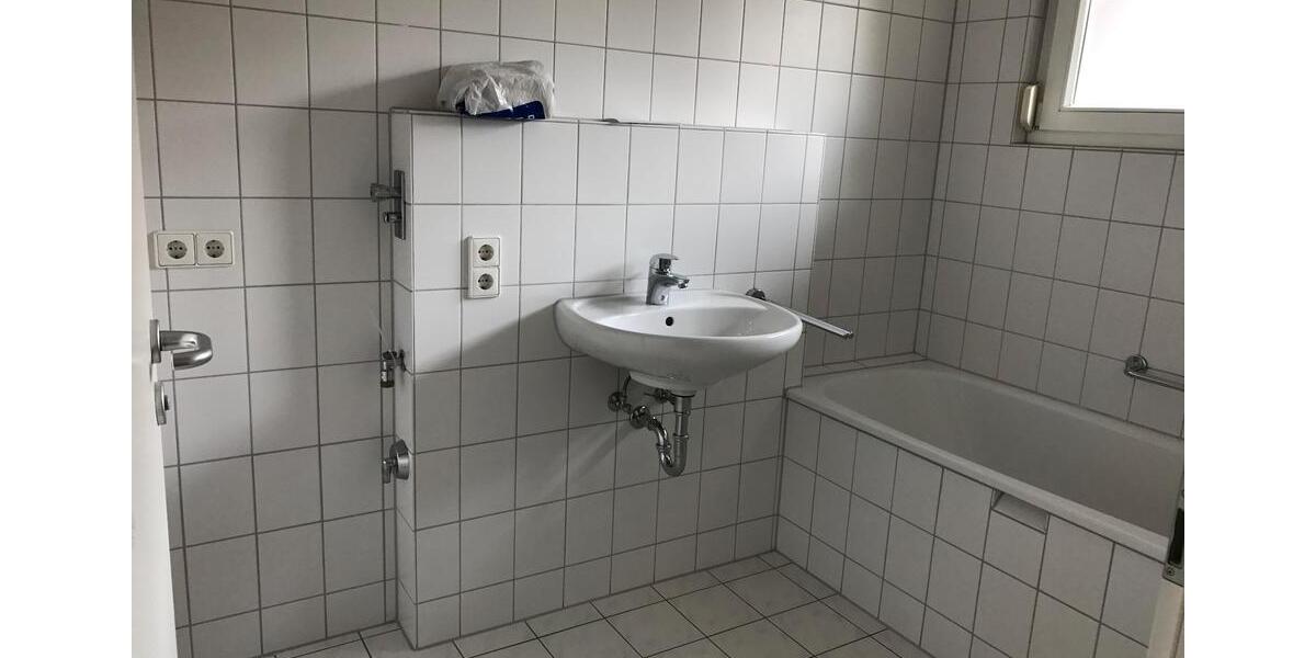 Etagenwohnung Esslingen am Neckar Oberesslingen - 4 Zimmer, 91 m&sup2;, 1.073&euro; | Angebot:26193569
