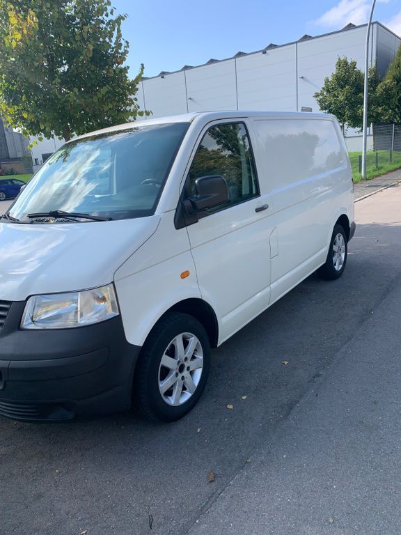 VW T5 Transporter 360.000 km 3.900 € Schorndorf 73614