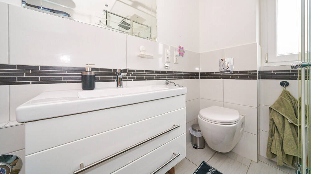 Etagenwohnung Vaihingen an der Enz - 4 Zimmer, 79 m&sup2;, 295.000&euro; | Angebot:25986278