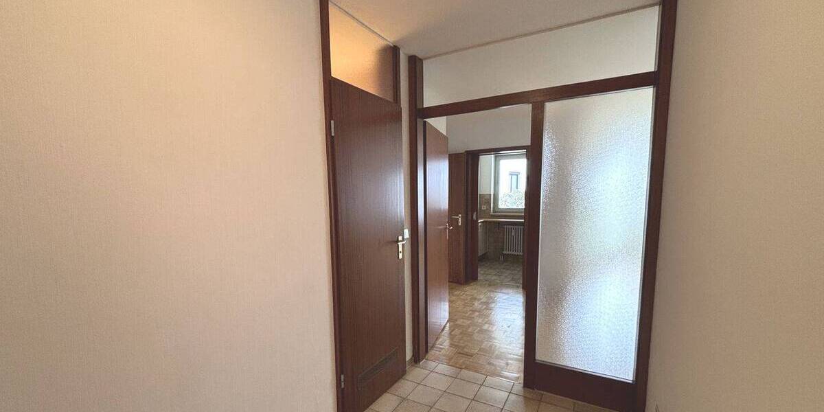 Etagenwohnung Stuttgart Zuffenhausen - 2 Zimmer, 57 m&sup2;, 229.000&euro; | Angebot:26154549