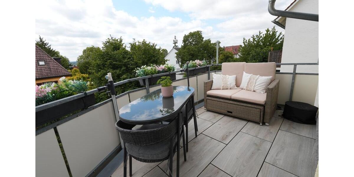 Hochparterre Stuttgart Neuwirtshaus - 2.5 Zimmer, 55 m&sup2;, 320.000&euro; | Angebot:27207943