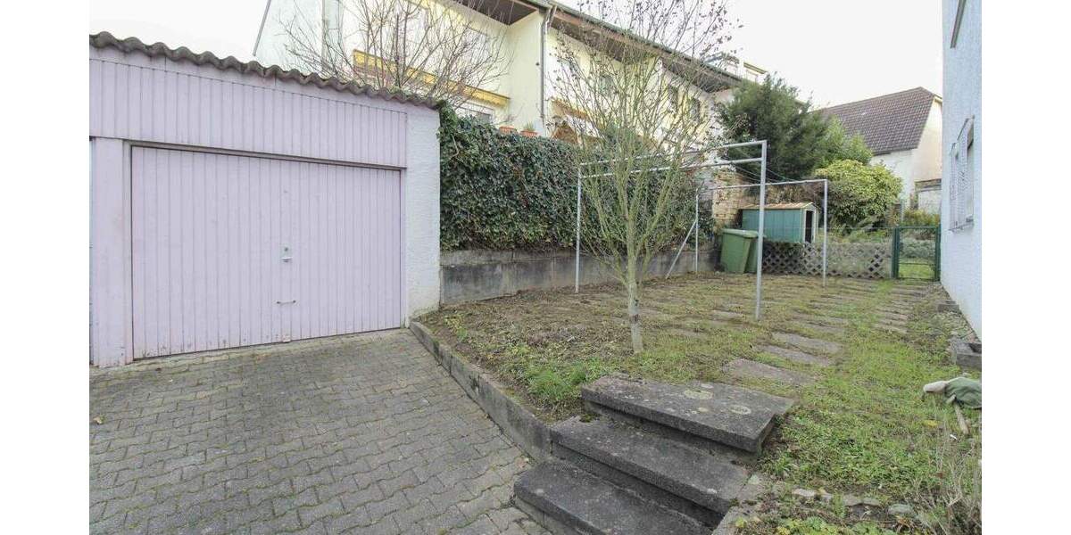 3-Zi.-Terrassenwohnung mit Südgarten, Garage & zentraler Citylage - sofort einziehen oder vermieten 3 zimmer