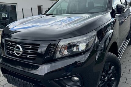 Nissan Navara 186.000 km 17.970 &euro; Holzgerlingen 71088