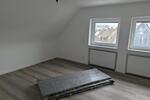 Dachgeschoßwohnung Stuttgart Feuerbach - 3 Zimmer, 76 m&sup2;, 1.500&euro; | Angebot:25022189