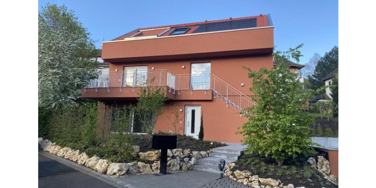 Maisonettenwohnung Stuttgart Degerloch - 3.5 Zimmer, 110 m&sup2;, 2.540&euro; | Angebot:26228326
