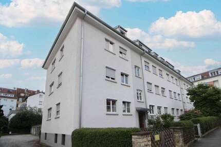 Wohnung zum Kaufen in Stuttgart 220.000 € 54.21 m² 2.5 zimmer