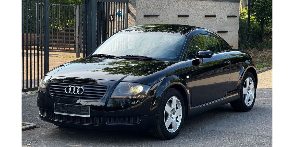 Audi TT 141.053 km 8.990 &euro; Stuttgart 70374
