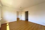 Helle 3 Zimmer-Wohnung mit Balkon