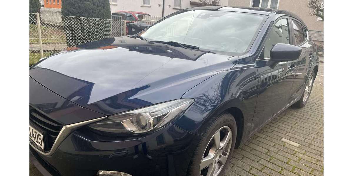 Mazda 3 109.000 km 12.000 &euro; Stuttgart 70374