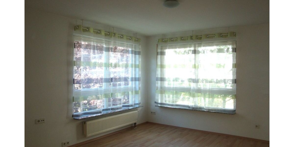 Schöne 2-Zimmer-Wohnung nahe Wiesen, Einkaufsmöglichkeiten, Stadtbahn - Appartement Stuttgart Riedenberg | Angebot:26943040
