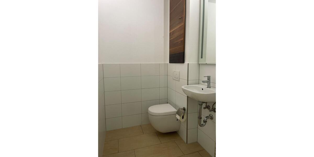 Hochparterre Metzingen - 4.5 Zimmer, 104 m&sup2;, 360.000&euro; | Angebot:26927355