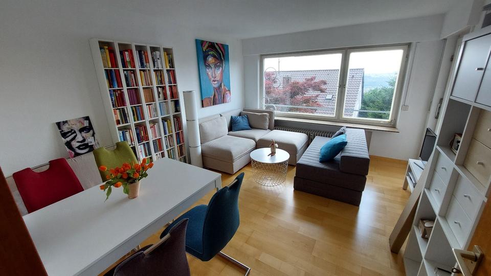 Hochparterre Esslingen am Neckar Hegensberg - 2 Zimmer, 43 m&sup2;, 172.000&euro; | Angebot:26927356