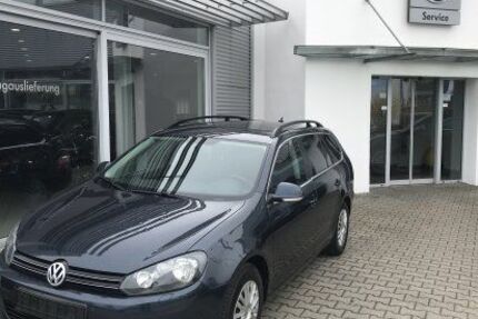VW Golf 332.000 km 2.780 &euro; Wendlingen am Neckar 73240