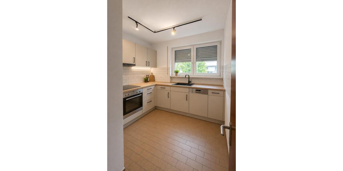 Etagenwohnung Köngen - 4.5 Zimmer, 120 m&sup2;, 390.000&euro; | Angebot:27077221