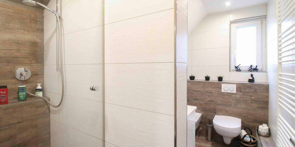 Etagenwohnung Schorndorf - 4 Zimmer, 81 m&sup2;, 265.000&euro; | Angebot:26118001