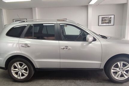 Hyundai SANTA FE 200.000 km 6.990 &euro; Asperg/Ludwigsburg bei Stuttgart 71679