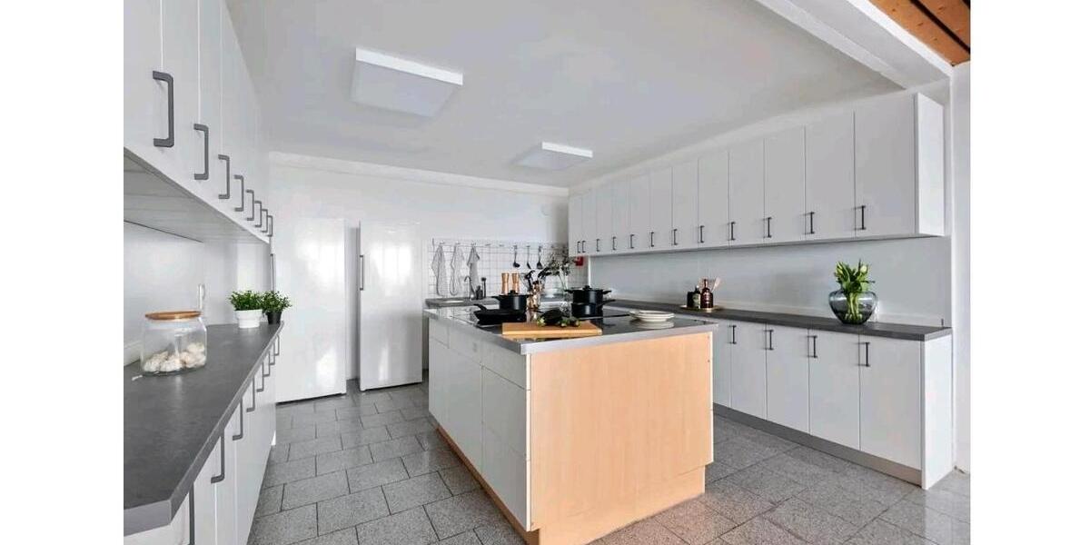 Etagenwohnung Ludwigsburg Eglosheim - 1 Zimmer, 12 m&sup2;, 409&euro; | Angebot:26151009