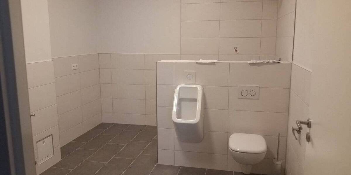 Zimmer Vaihingen an der Enz - 5 Zimmer, 182 m&sup2;, 1.600&euro; | Angebot:26127687