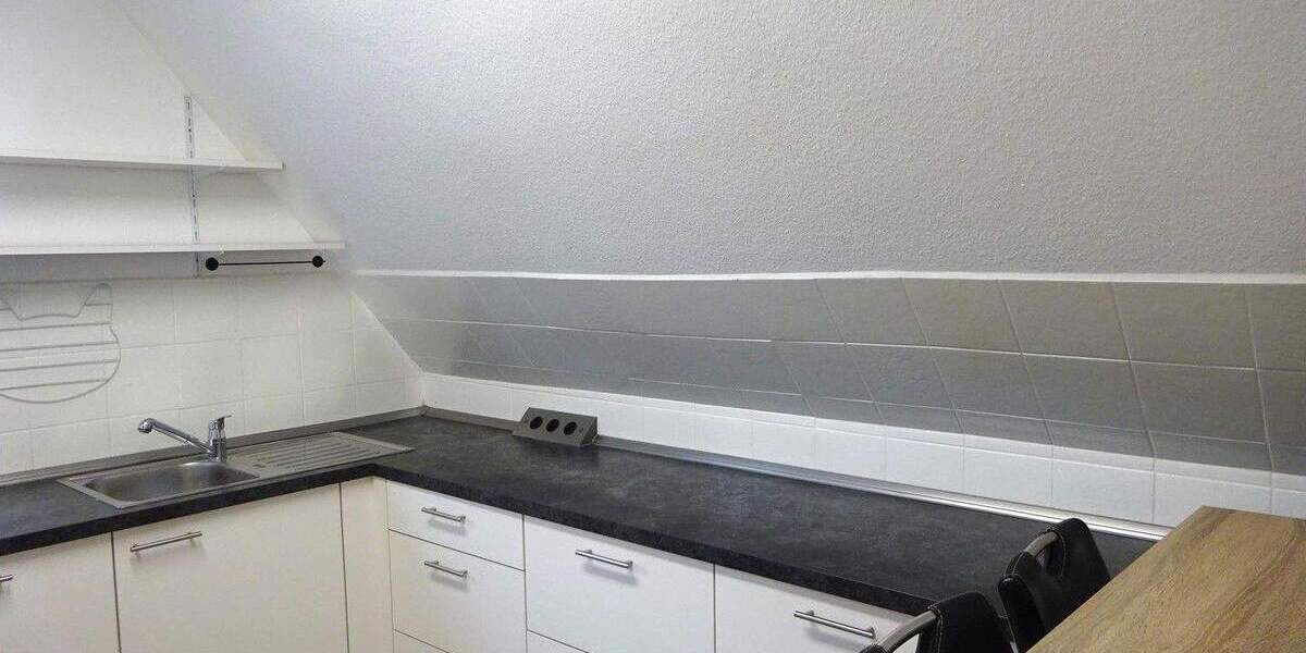 Einfamilienhaus Esslingen am Neckar (Oberesslingen) Oberesslingen - 8 Zimmer, 183 m&sup2;, 629.000&euro; | Angebot:25760346