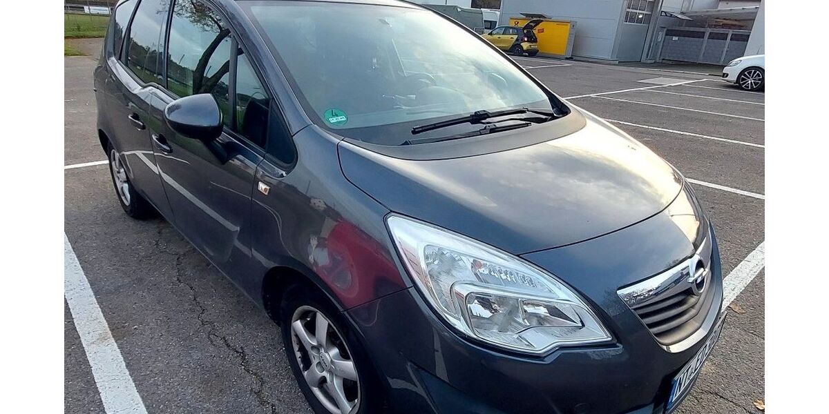 Opel Meriva 143.000 km 3.990 € Aichtal 72631