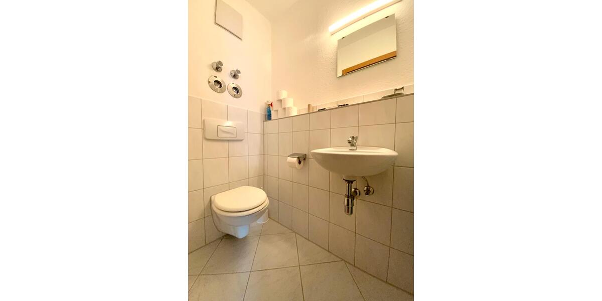 Lichtdurchflutete 3-Zimmerwohnung mit EBK und Süd-West Balkon in Freiberg am Neckar 3 zimmer