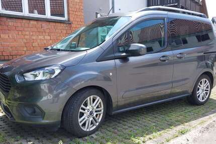 Ford Tourneo Courier 76.900 km 11.100 € Affalterbach 71563