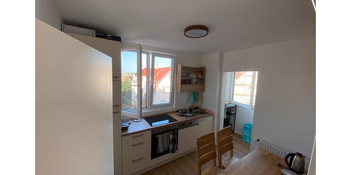 Charmante 3-Zimmer WG, Stuttgart, frisch saniert, 4,9% Rendite 3 zimmer