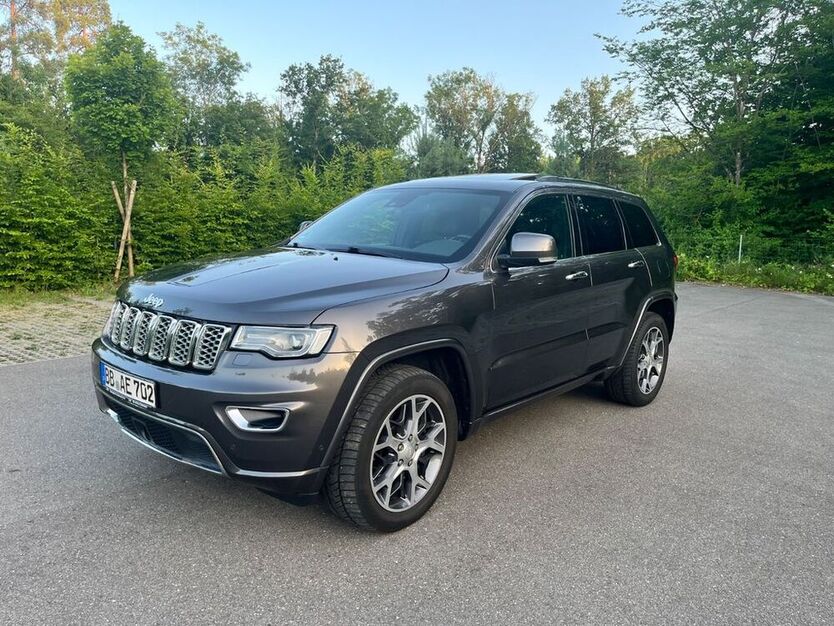 Grand Cherokee