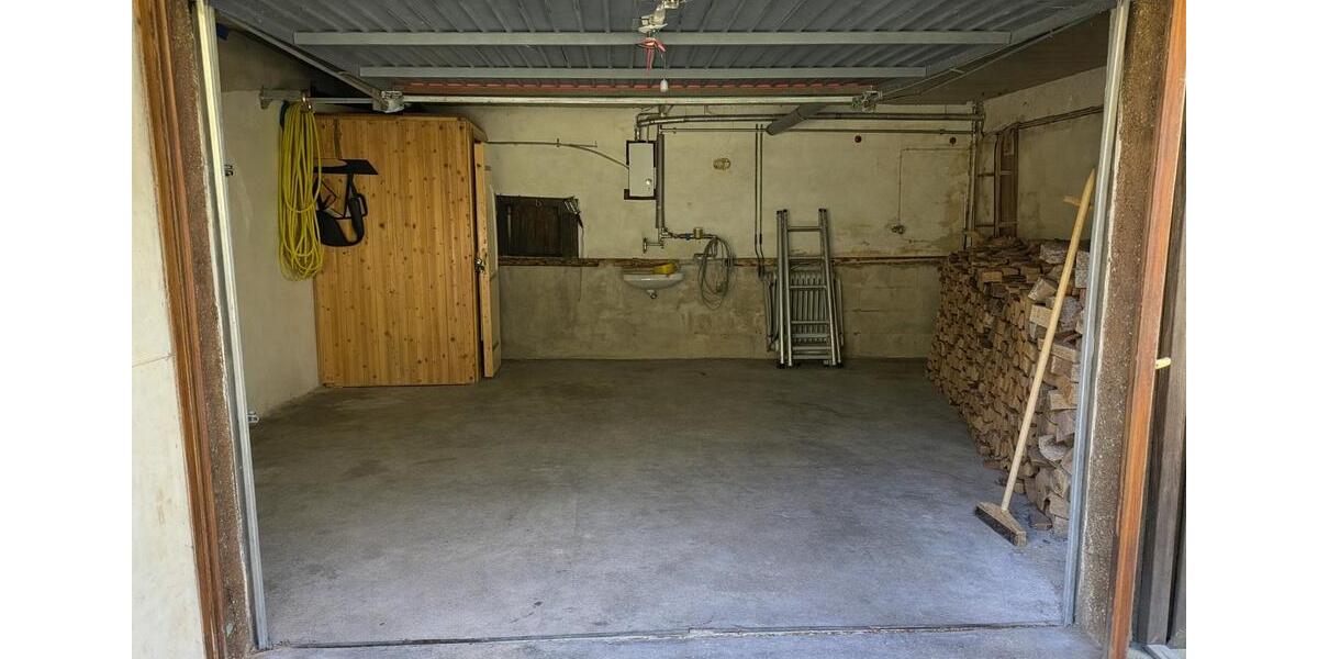 Reihenhaus Stuttgart Stuttgart-West - 4 Zimmer, 70 m&sup2;, 120.000&euro; | Angebot:26225585