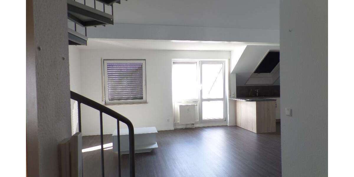 Etagenwohnung Besigheim - 3 Zimmer, 92 m&sup2;, 1.100&euro; | Angebot:25998702