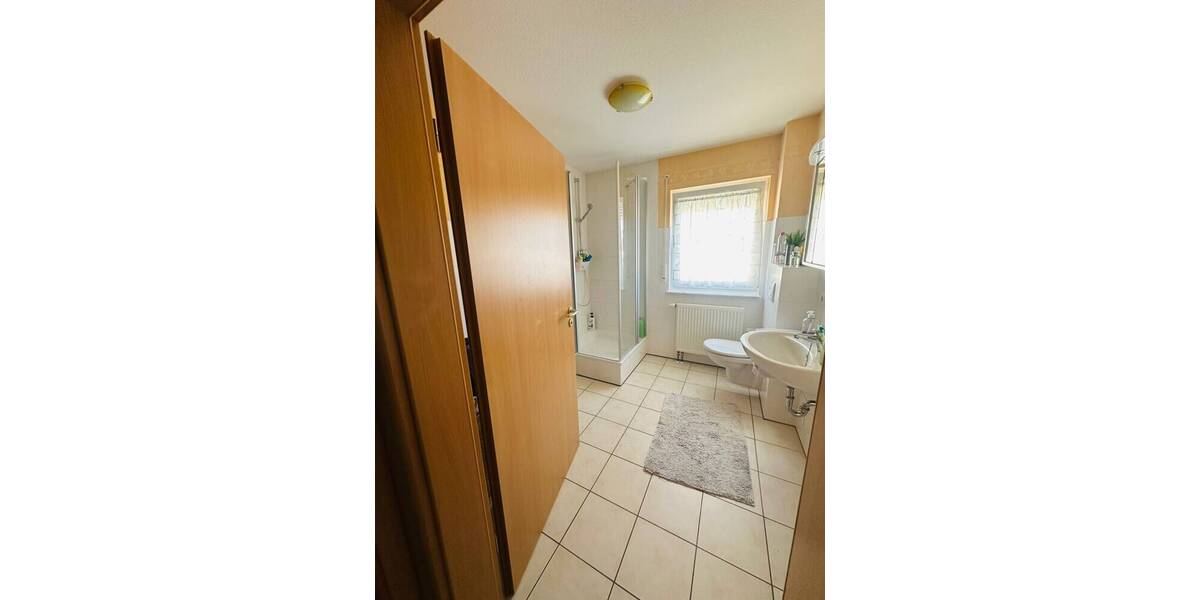 Mehrfamilienhaus, Wohnhaus Sersheim - 6 Zimmer, 160 m&sup2;, 1.850&euro; | Angebot:26260055