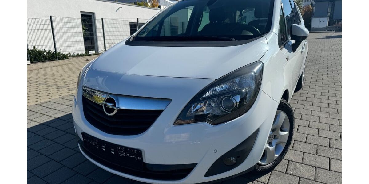 Opel Meriva 150.000 km 3.480 € Holzgerlingen 71088