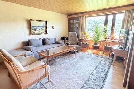 Wohnung Esslingen Pliensauvorstadt - 3 Zimmer, 84 m&sup2;, 260.000&euro; | Angebot:26673013