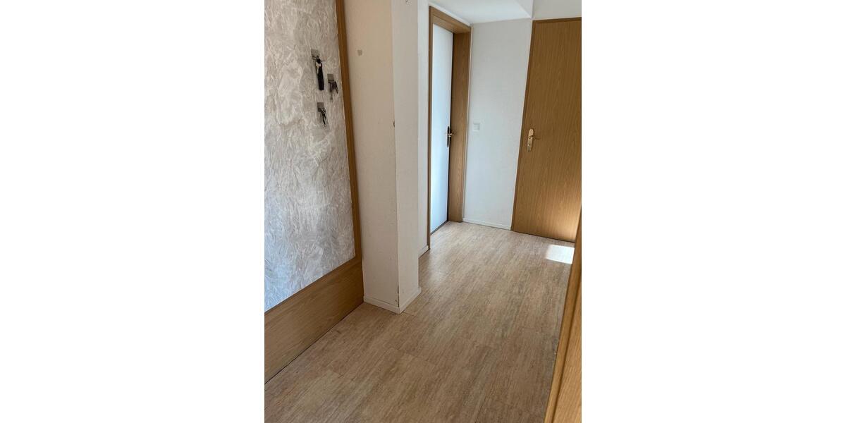 Erdgeschoßwohnung Tübingen - 3 Zimmer, 76 m&sup2;, 1.150&euro; | Angebot:25269536