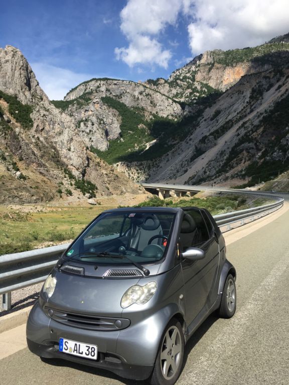 Smart ForTwo 285.000 km 1.800 € Stuttgart 70378