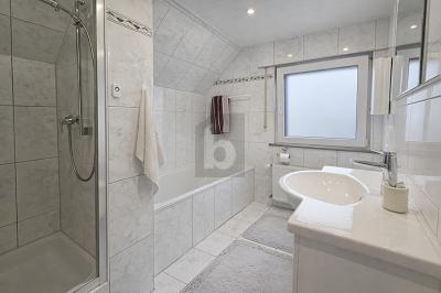 SANIERT, MIT EINLIEGERWOHNUNG UND TRAUMAUSSICHT - Einfamilienhaus Esslingen am Neckar Pliensauvorstadt | Angebot:24841350