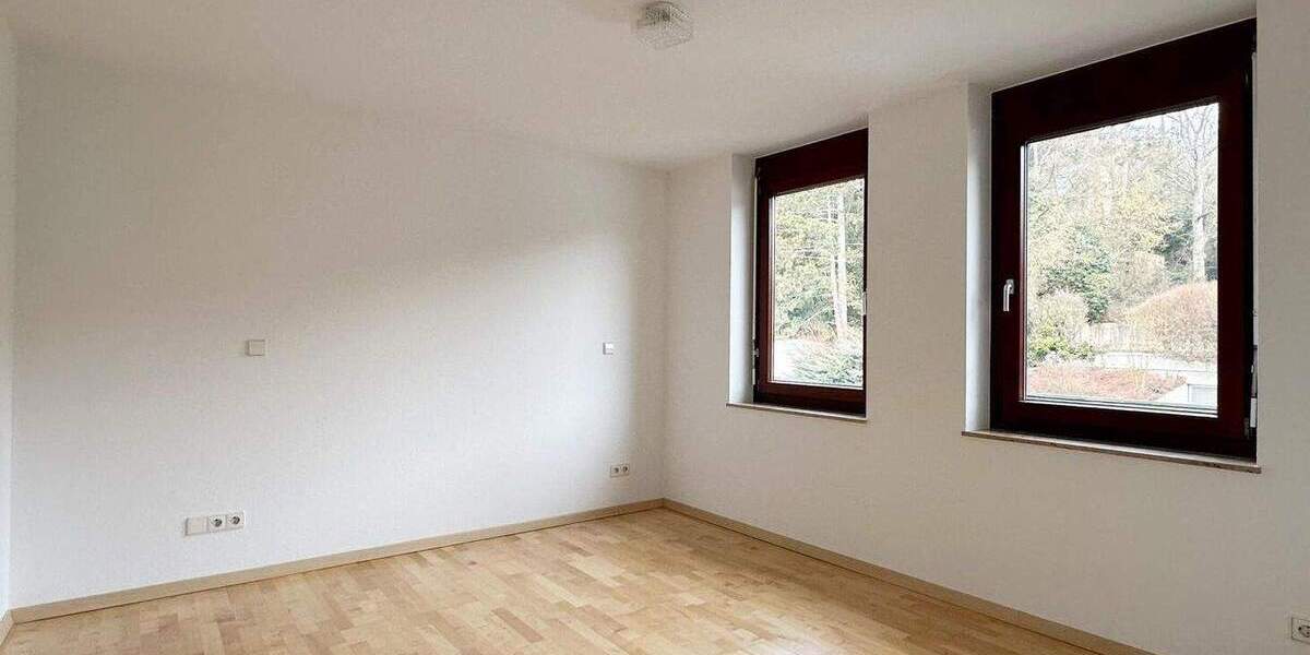Etagenwohnung Stuttgart Schönberg - 3 Zimmer, 110 m&sup2;, 1.300&euro; | Angebot:24827277