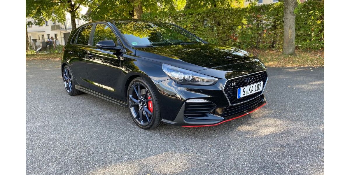 Hyundai i30 60.000 km 22.900 &euro; Stuttgart 70439