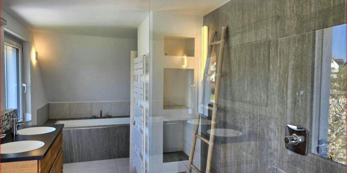 Einfamilienhaus Illingen - 7 Zimmer, 231 m&sup2;, 2.600&euro; | Angebot:25066193